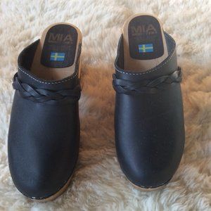 Mia Swedish Clogs
